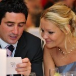 Create A Buzz At Your Wedding With Table Tasks