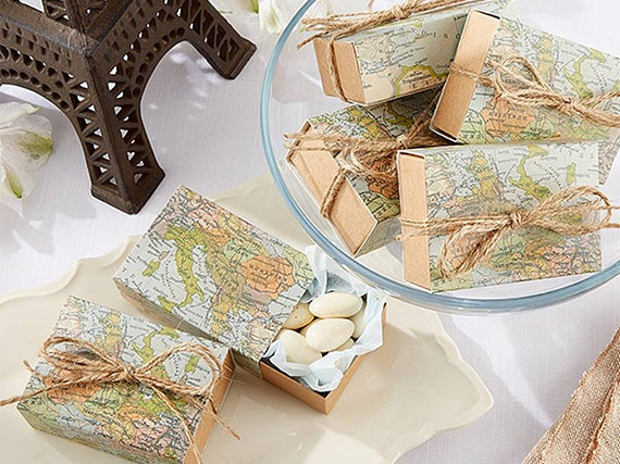 World map themed favour boxes